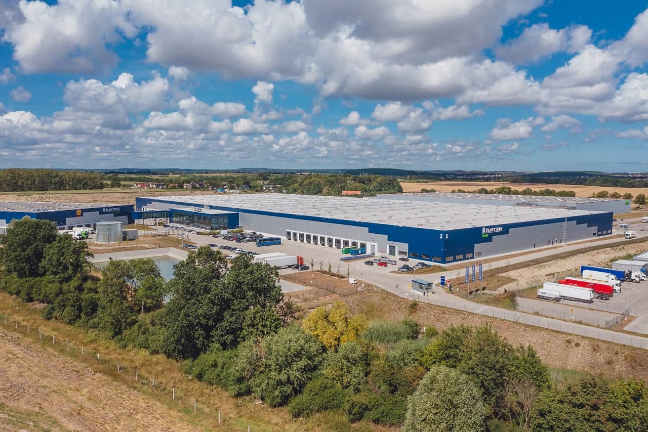 Zdjęcie z panoramiczne na budynki Fulfillment Center w Pruszczu Gdańskim