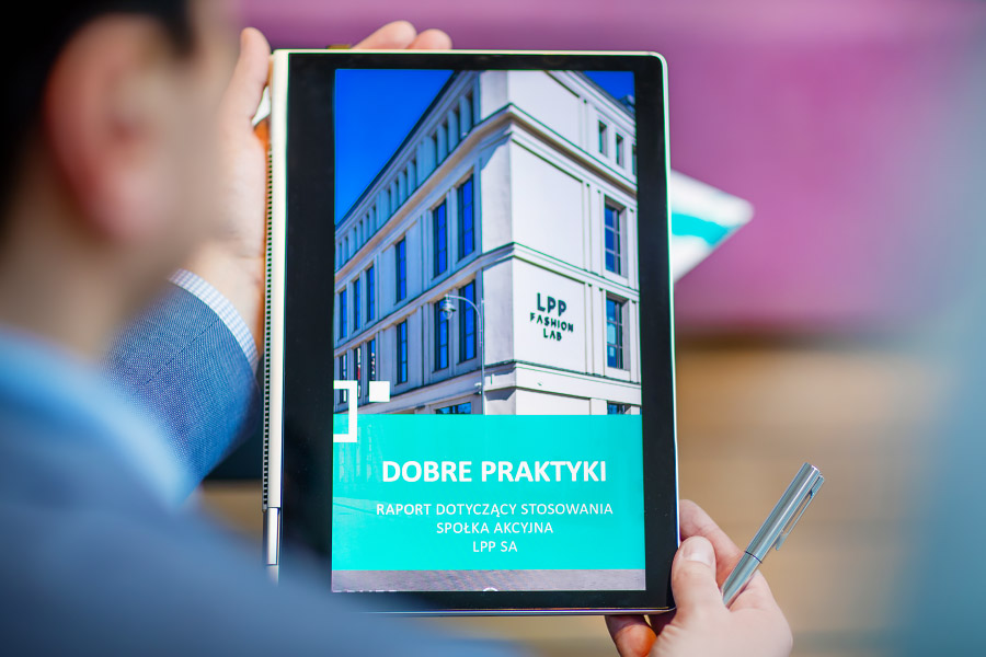relacje inwestorskie dobre praktyki 900x600px