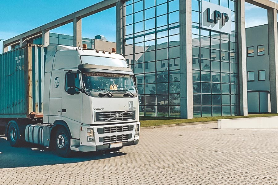LPP has earmarked PLN 5.4 million for support of health facilities as part of the #LPPpomaga action