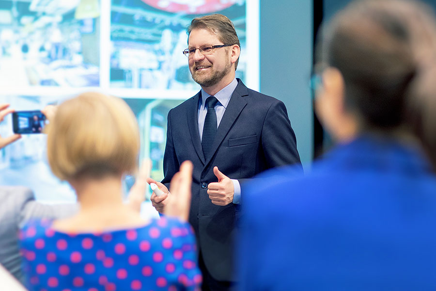 A slow pick-up in LPP’s sales results – the Polish clothing manufacturer  sums up Q2 2020/21