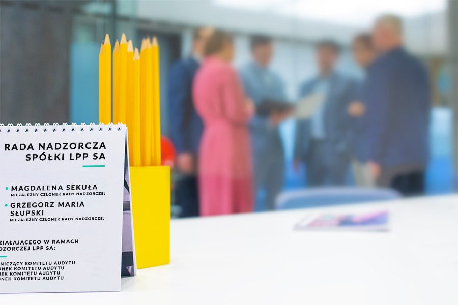 relacje inwestorskie rada nadzorcza 900x600px 2022