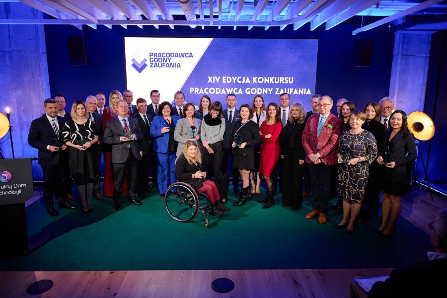 LPP showered with awards for social activities