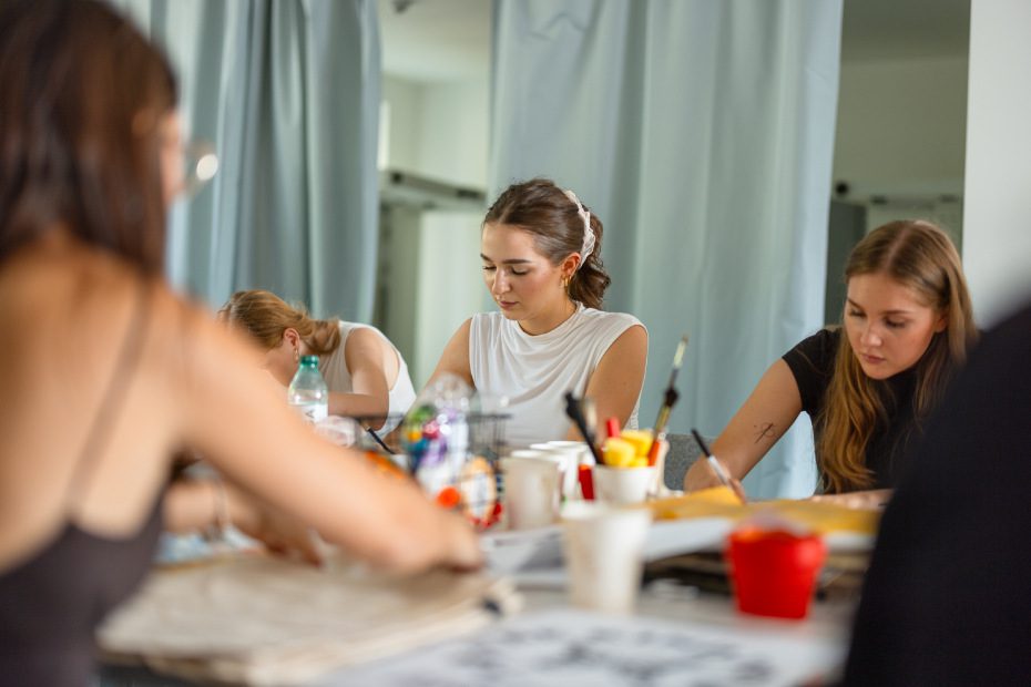 Szukasz wakacyjnego stażu? Zgłoś się do Summer Fashion Lab 2025!