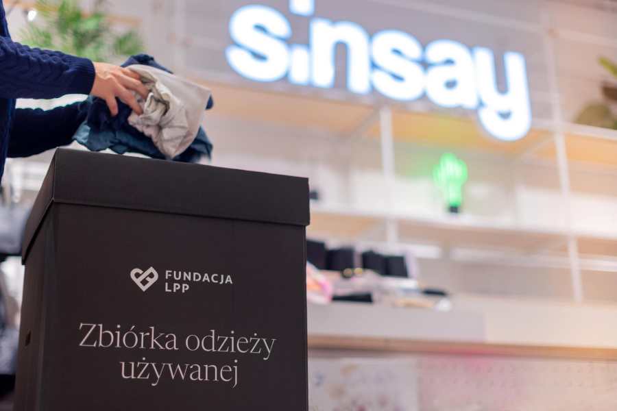 Special containers for unwanted clothing in all LPP shops. This Polish manufacturer responds to the new regulations to better meet its customers needs