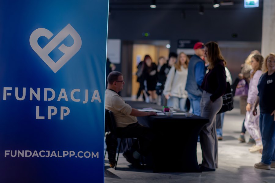 Higiena cyfrowa i wpływ technologii na dzieci tematem V Kongresu Szkół Odpowiedzialnych Cyfrowo